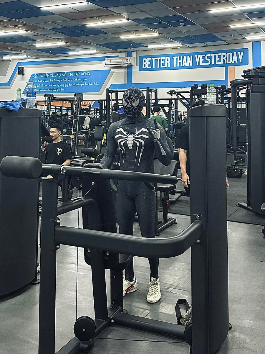 Nghe nói spider man này đang nổi, mình có clip