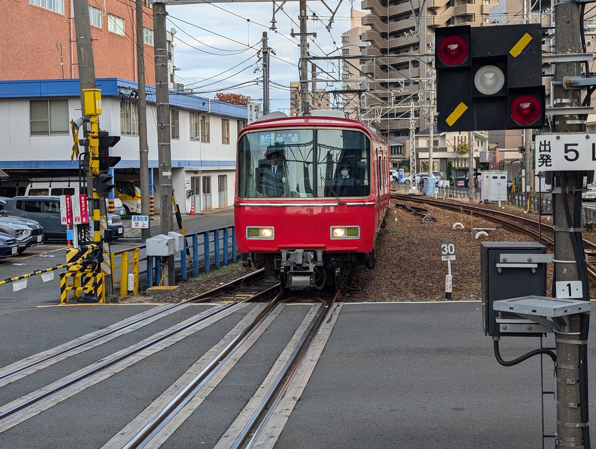 201205kei's tweet photo. あけましておめでとうございます
今年は新しい場所に行けるように頑張っていきたいと思ってます
今年もよろしくお願いします https://t.co/tMO2tL7rUX