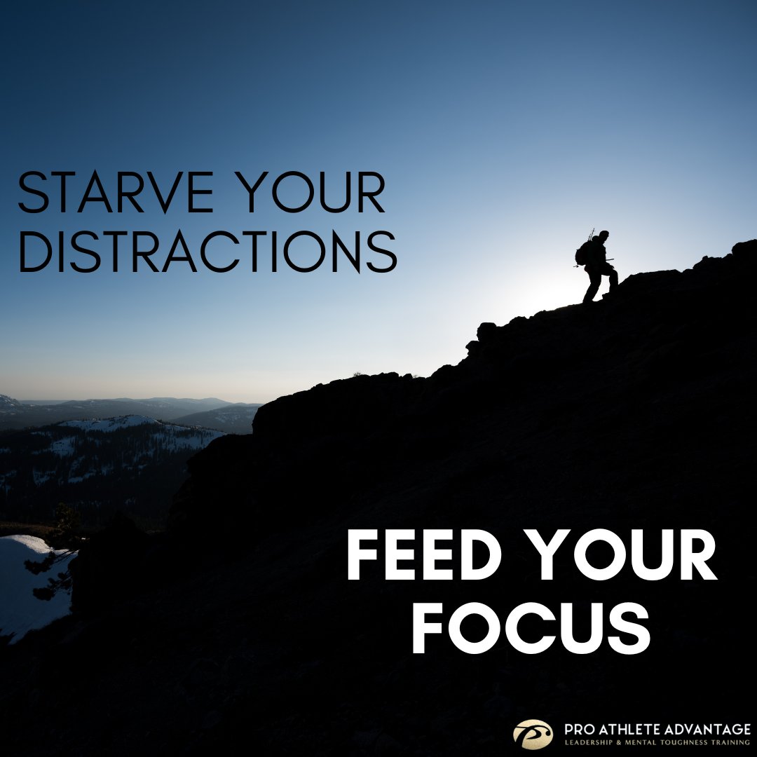 proathleteadv's tweet image. Distractions are everywhere. Choose to rise above. 💪 Focus on what truly matters and let your goals lead the way. 🚀 #FeedYourFocus #ProAthleteAdvantage #MentalToughness #Leadership