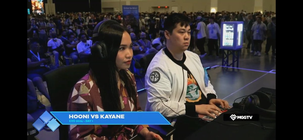 Kayane tweet media
