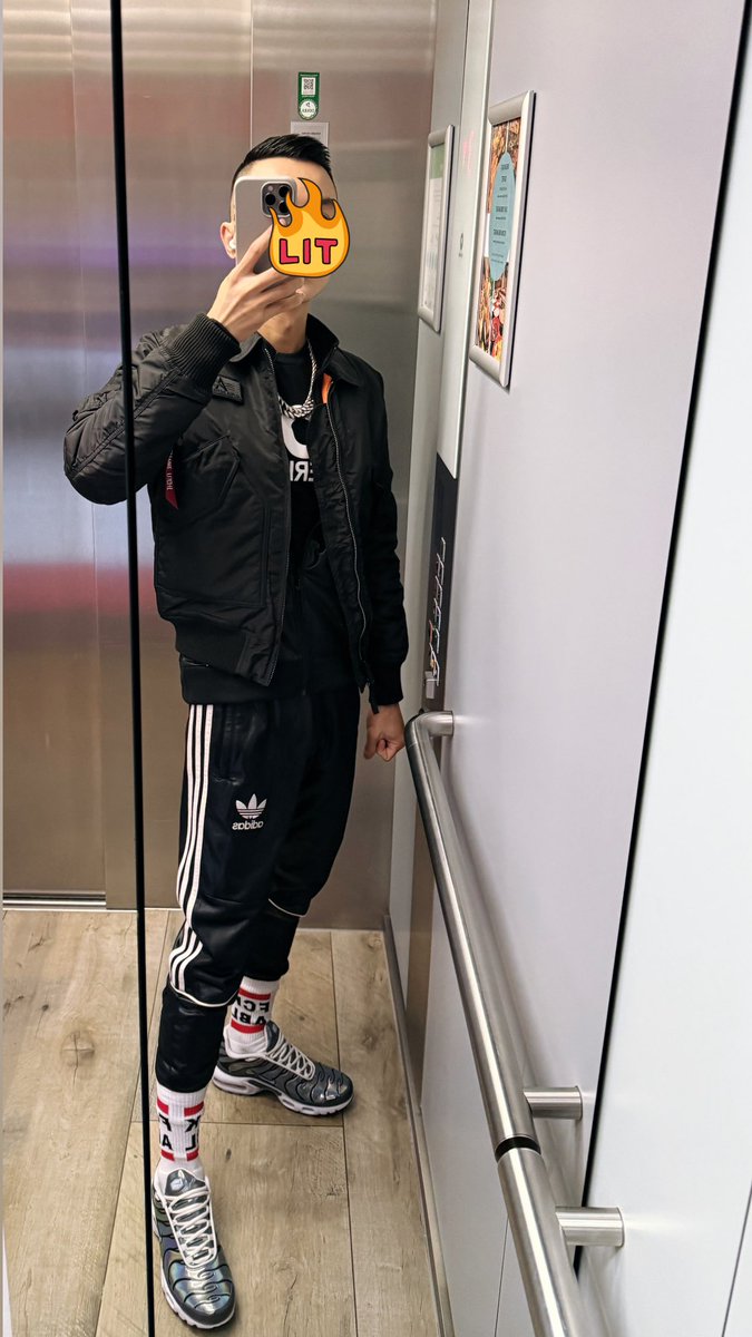 Smelly socks and Shiny Tn