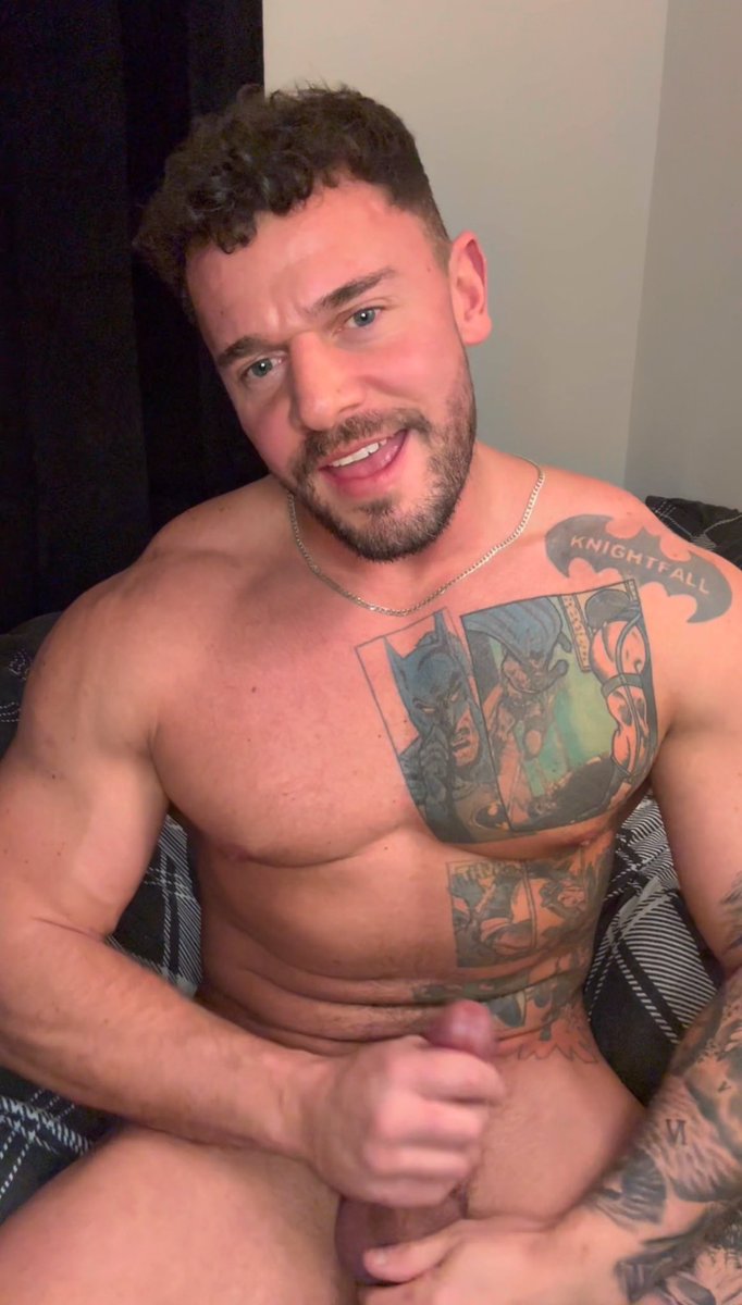 Paul_PlumberOF's tweet photo. Happy new year you beautiful bastards 😈 show me the love with a like and an RT or even better come check out my spicy link 😈 love you all 😘 https://t.co/EkEhPD1qeF https://t.co/cMZxgbrJWQ
