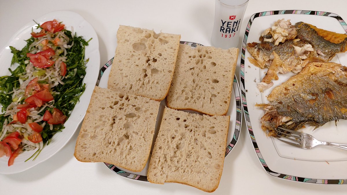 Unschuld_1x's tweet image. Kurtulamadığım zaafım, 
Balık Ekmek. #Toprak #Derya 🦡