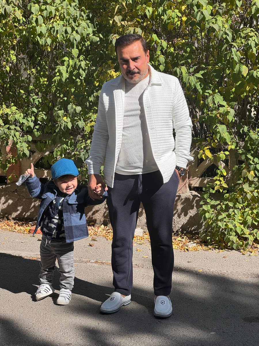 Büyük Sivas Haber (@buyuksivashaber) on Twitter photo Büyük Sivas TV’nin Memleket Meseleleri program moderatörü <a href="/kemaldogan58/">Kemal DOĞAN</a>, 19. yaşını (😉) kutluyor. Kendisine mutlu bir ömür diliyoruz… Büyük Sivas TV’nin Memleket Meseleleri program moderatörü <a href="/kemaldogan58/">Kemal DOĞAN</a>, 19. yaşını (😉) kutluyor. Kendisine mutlu bir ömür diliyoruz…