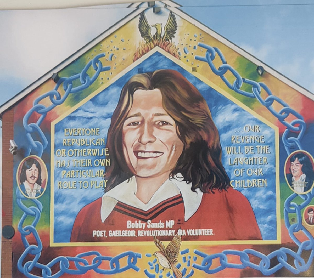 “Saluting heroic struggle of Bobby Sands and his comrades they have sacrificed most valuable possession of any human being. They have given their lives for freedom. We support your struggle and cause for freedom”

Palestinian prisoners’ letter sent to Republican prisoners 1981 🇵🇸