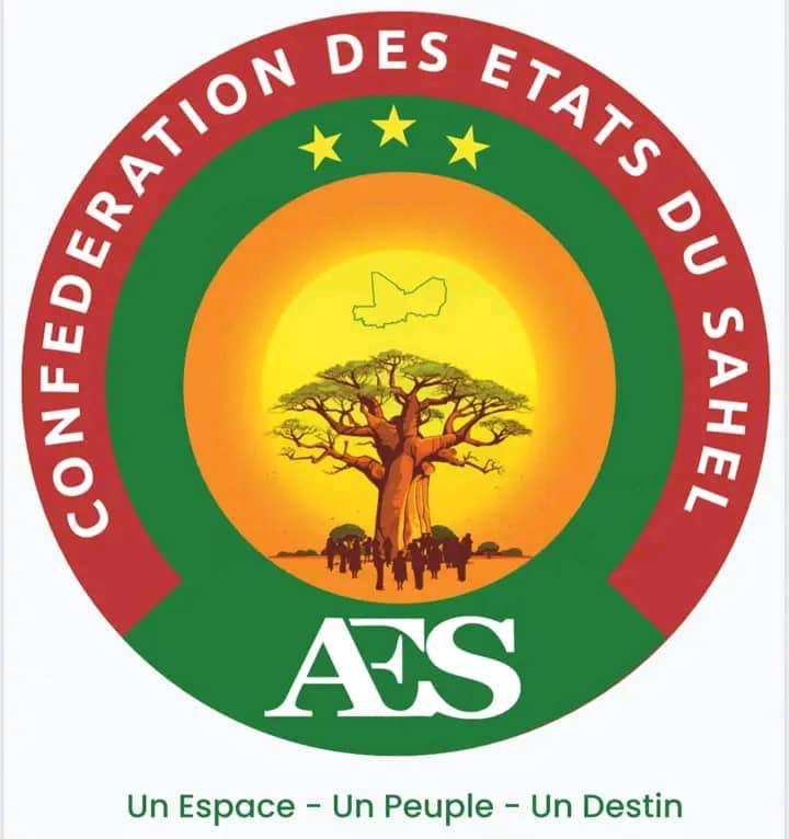 JeanMarieTraore's tweet photo. En cette année 2025, mes vœux les plus ardents de paix &amp; d'unité à notre vaillant peuple. Face aux défis, notre résilience forge notre destin. Ensemble, dans la dignité et la solidarité, nous bâtirons un Burkina Faso plus fort, souverain &amp; prospère.
#FDS 
#VDP 
#Résilience
#AES https://t.co/RaM0KCHOwT