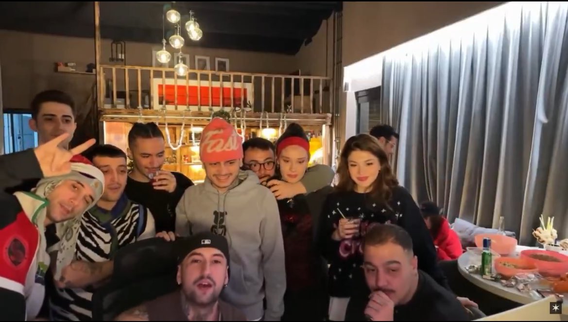 sıcak aile ortamı.