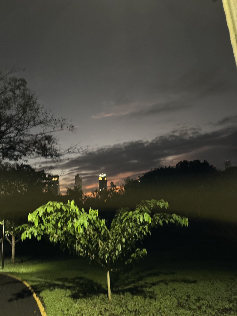 6:00am PANAMÁ diciembre 31