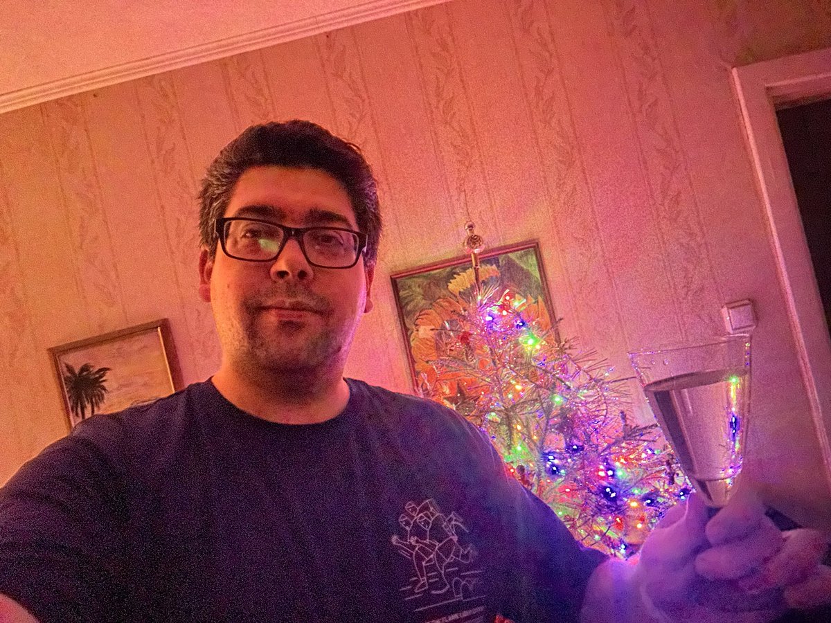 sprinterz's tweet image. Laimīgu Jauno gadu! 🥳
Šogad noteikti saies! 🥂