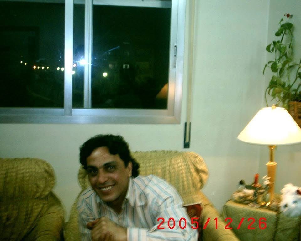 balladtobaladi's tweet photo. 🔶 Nazem Hamadi
Nazem is a Syrian poet, lawyer and human rights activist. He fought for detainees' rights well before the revolution. He took part in establishing the local coordination committee and was part of the SNHR. 🪡 https://t.co/4rCIEpNuxI