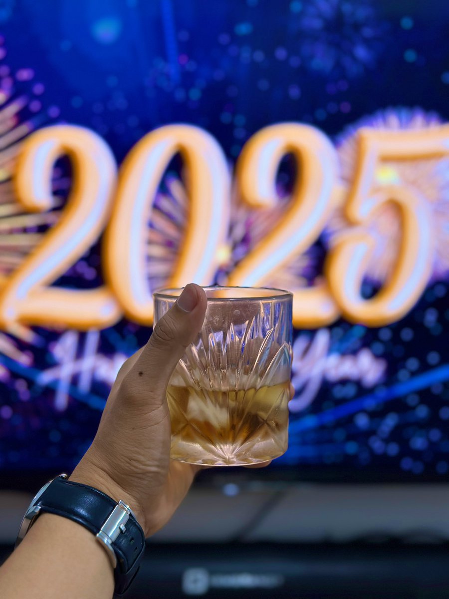 Rex tweet media