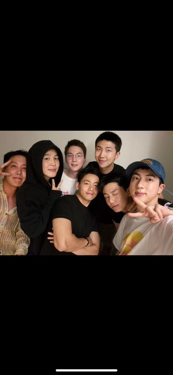 Sweetsmilee_twt's tweet photo. Going into 2025 with the same boys I fell in love with in 2020. https://t.co/VL8PB7Y2Mj