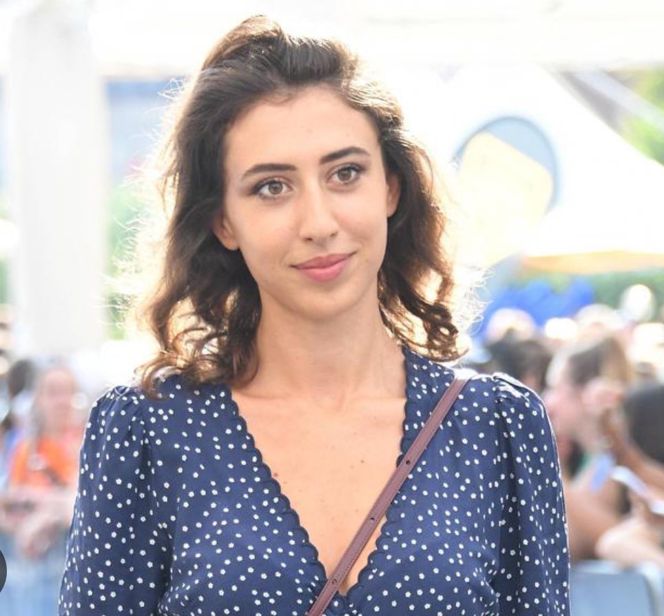 L’ultimo pensiero del 2024 è per questa giovane donna. 

Quando non hai ancora compiuto 30 anni in Italia sei poco più che un bebè (ed è una delle ragioni per cui il paese è fermo da decenni), ma lei ha già dimostrato sul campo quello che è e quello che fa.

Stasera non