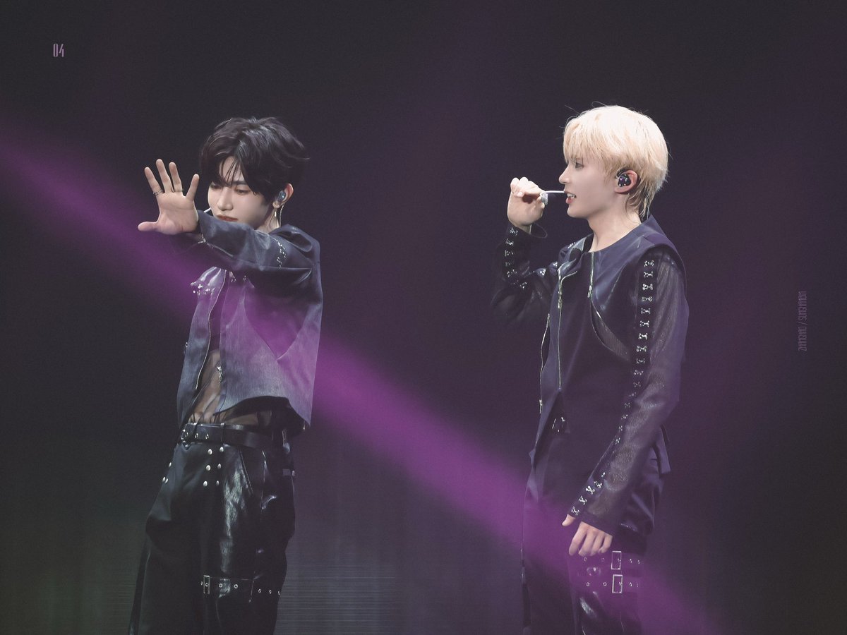 FCNJ_BH's tweet photo. 📹𝙼𝚎𝚖𝚘𝚛𝚢 𝚘𝚏 𝟸𝟷 

so happy with hao&amp;hanbin 
Thank you💕
사랑해.我爱你们

#하오빈 https://t.co/PoCOmBEUoK