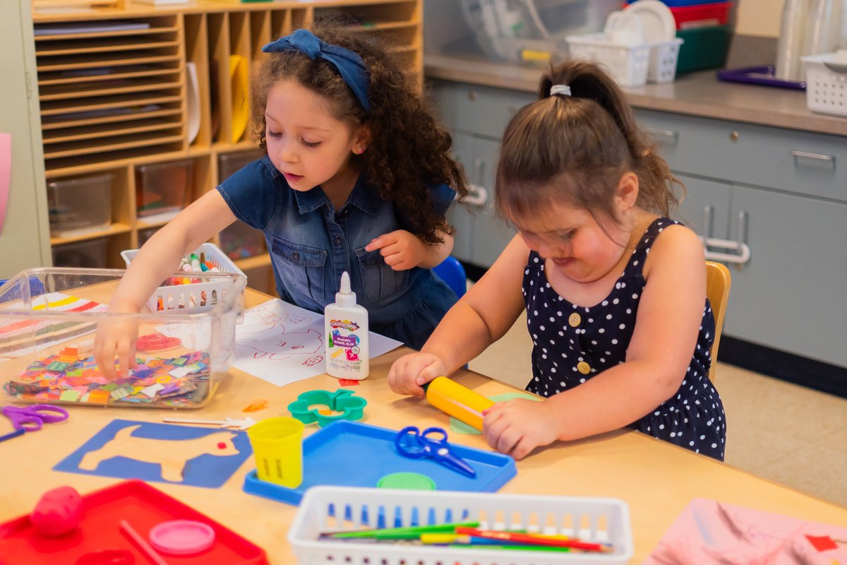 cscinc_org's tweet image. We&apos;re ready to kick off the new year with these amazing kiddos! We want 2025 to be filled with endless possibilities for learning and growth! What are you looking forward to in 2025?🎉📚✨#EarlyLearning #BrightFutures #CommunityServicesForChildren #HeadStart