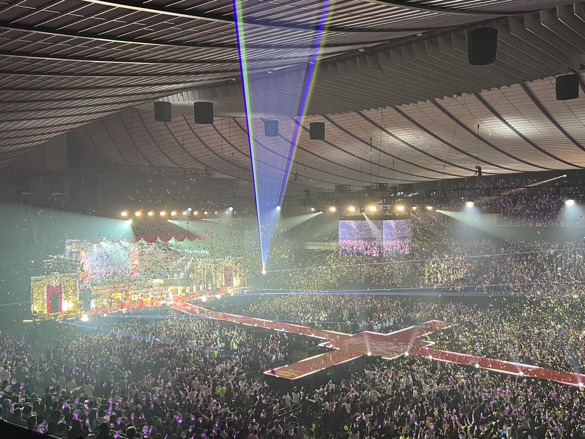 あゆカウコン楽しかった🎍☺️🎍

Aurora, Love song, Moments
生バンドの迫力すごかった🫨🫨

#ayucountdownlive20242025