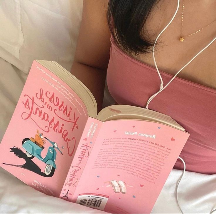 aintzzy's tweet image. ੈ‧🩰₊ lidos em 2025.

         "necessitamos dos livros que nos afetam como um desastre, que nos afligem profundamente como a morte de alguém que amamos mais que a nós mesmos." — franz kafka.