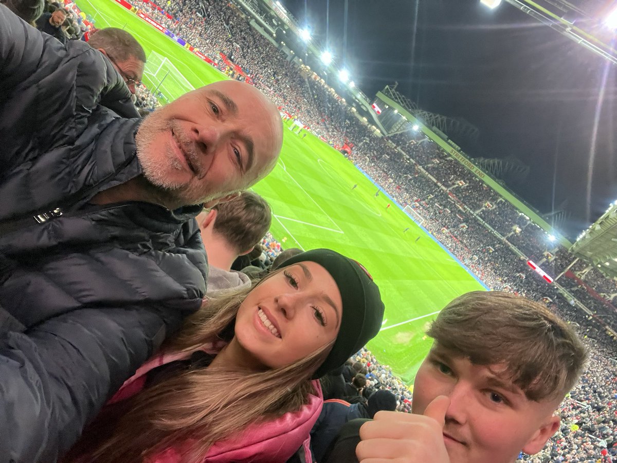 millwal1972's tweet image. Putting family n friends through it 😩bring on a new year #UTFR