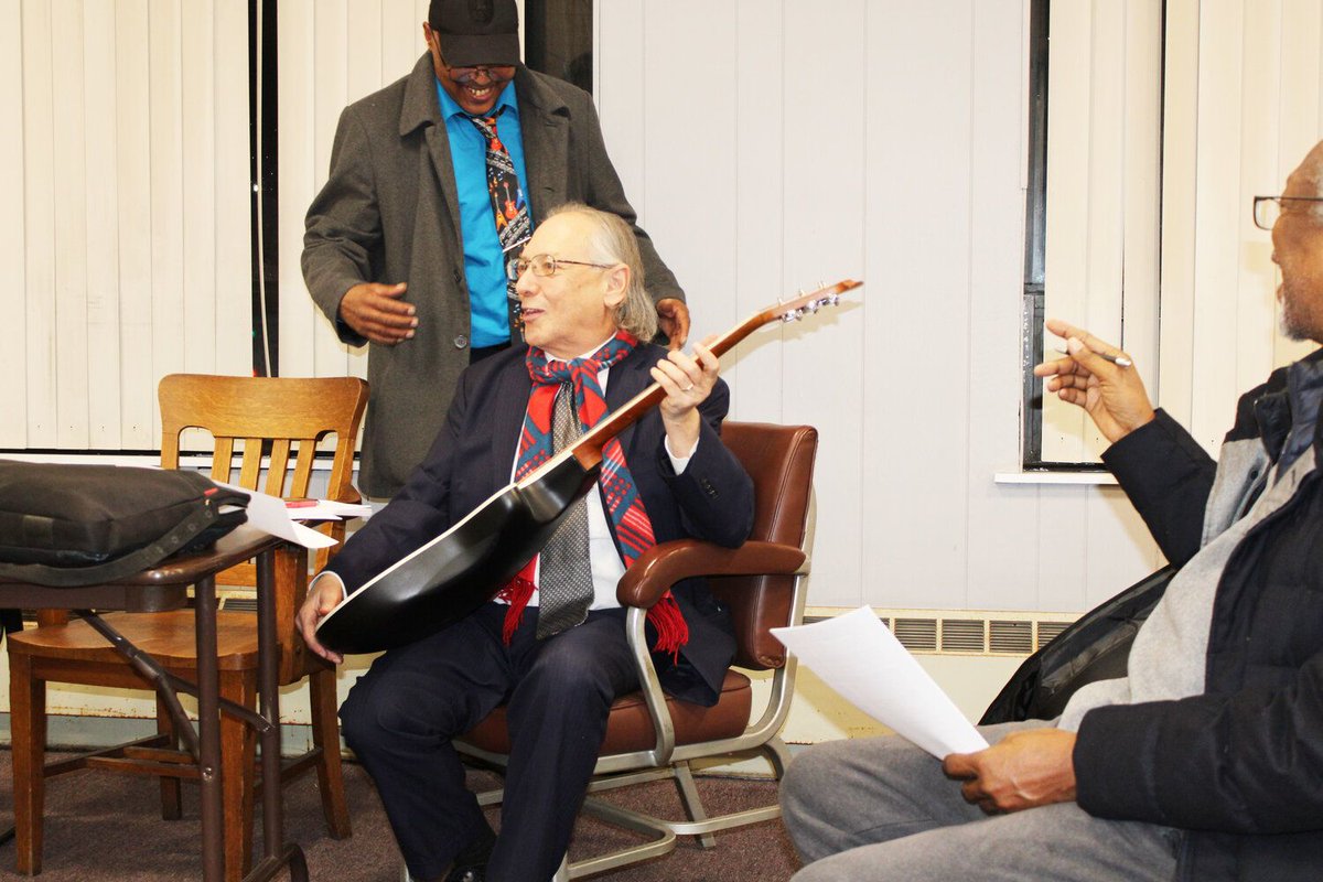 Monticello potentially selling parking lots 

buff.ly/4gzI1f3? 

#news #latestnews #newsoftheday #localnewspaper #localnews #sullivancatskills #catskills #newyork #sullivancountydemocrat