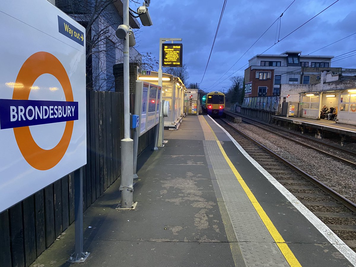 loypass_SCCar's tweet image. A quartet of “Mildmays” to follow … and perhaps the 2024 National Rail count?

✅ Kensal Rise
✅ Brondesbury
✅ Brondesbury Park
✅ Acton Central
@TfL #LondonOverground #MildmayLine