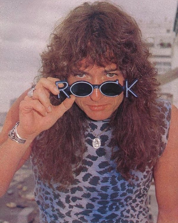 Wishing you and your loved ones a Happy New Year 2025! 🥳🐍#whitesnake