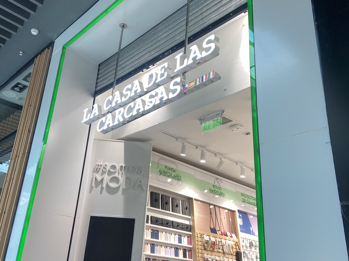 francisco__1988's tweet photo. El día que @rmujica11 venga a esta tienda Va a convulsionar https://t.co/QOiOD2FNfA