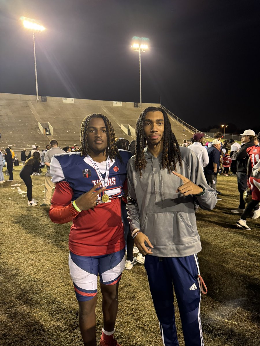 Had a great time over these past few days at the Gridiron Football All-American Bowl Game. Really enjoyed getting to know these young men and seeing them compete all weekend long. Nothing more rewarding than being there to help these guys get a shot to play at the next level 💯