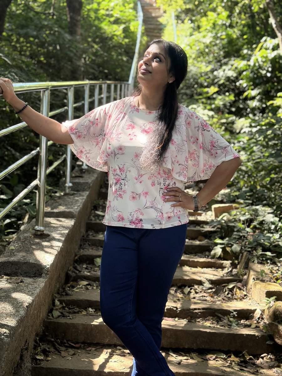 Last Post Of 2024✨♥️
Adhutha Varsham Paapom 😂💃