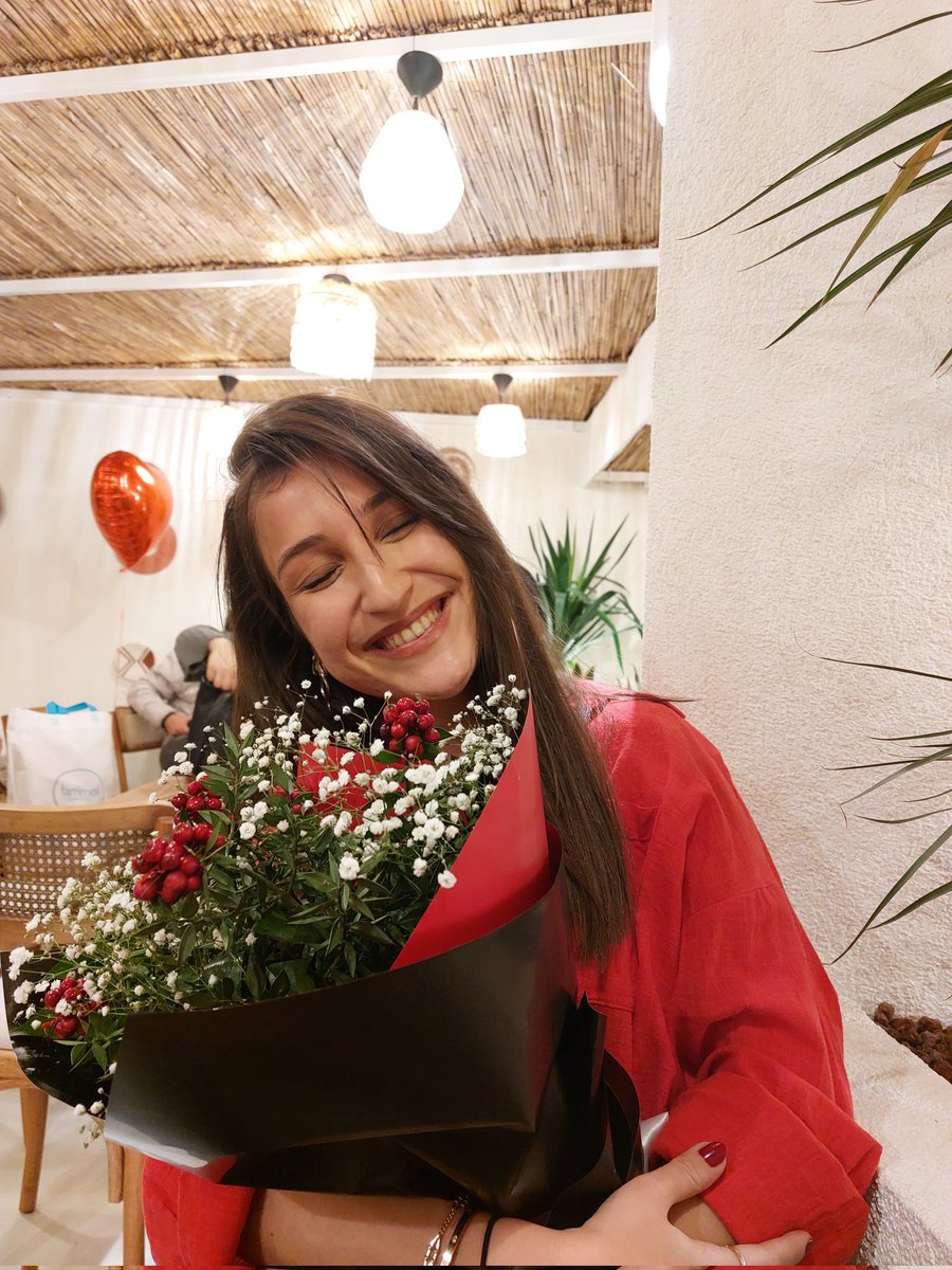 Çiçeğim ve çiçeği💙🌸