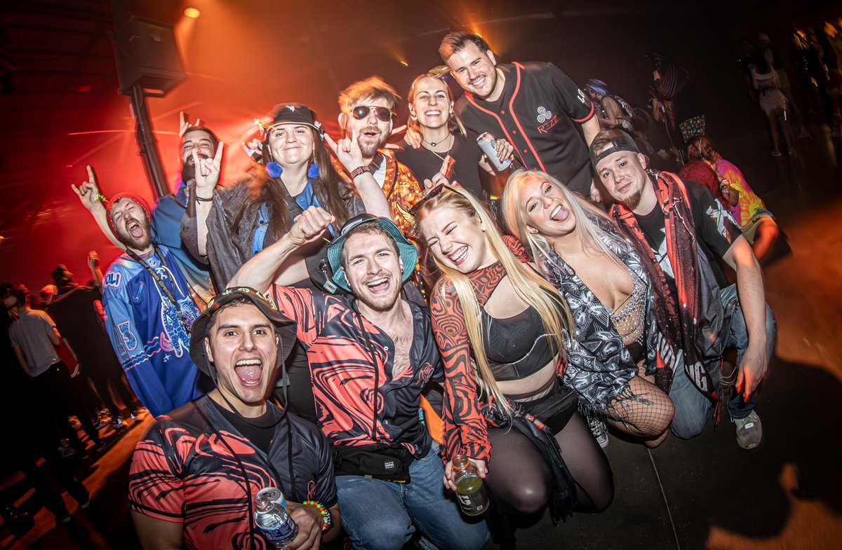 We missed you all 🥰 the energy was radiant last night ✨ Last call to join us tonight for round ✌🏻 

🎟️: nyeradiance.com