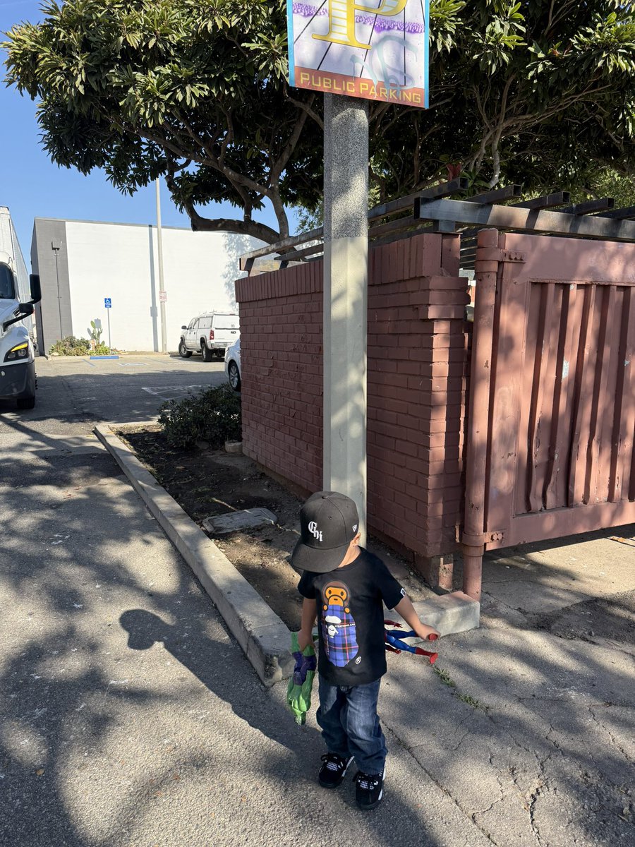 fuckenjohn's tweet photo. last fits of the year #youceeit 🏄‍♂️ https://t.co/gEL3KFJyW7