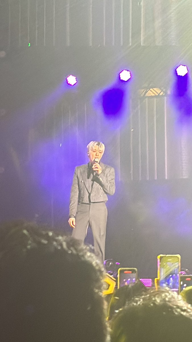 i can't believe i started the new year with kang daniel my first ever survival show bias 😭