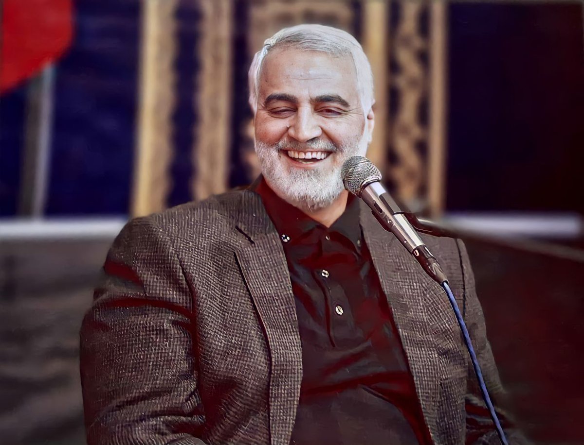 LkMhya39025's tweet photo. روزهامیگذرد‌وهمچنان‌مرد
این‌‌میدان‌توهستی‌برای‌ما..💔
#سرباز 
#مثل_قاسم https://t.co/q951kBr3c2