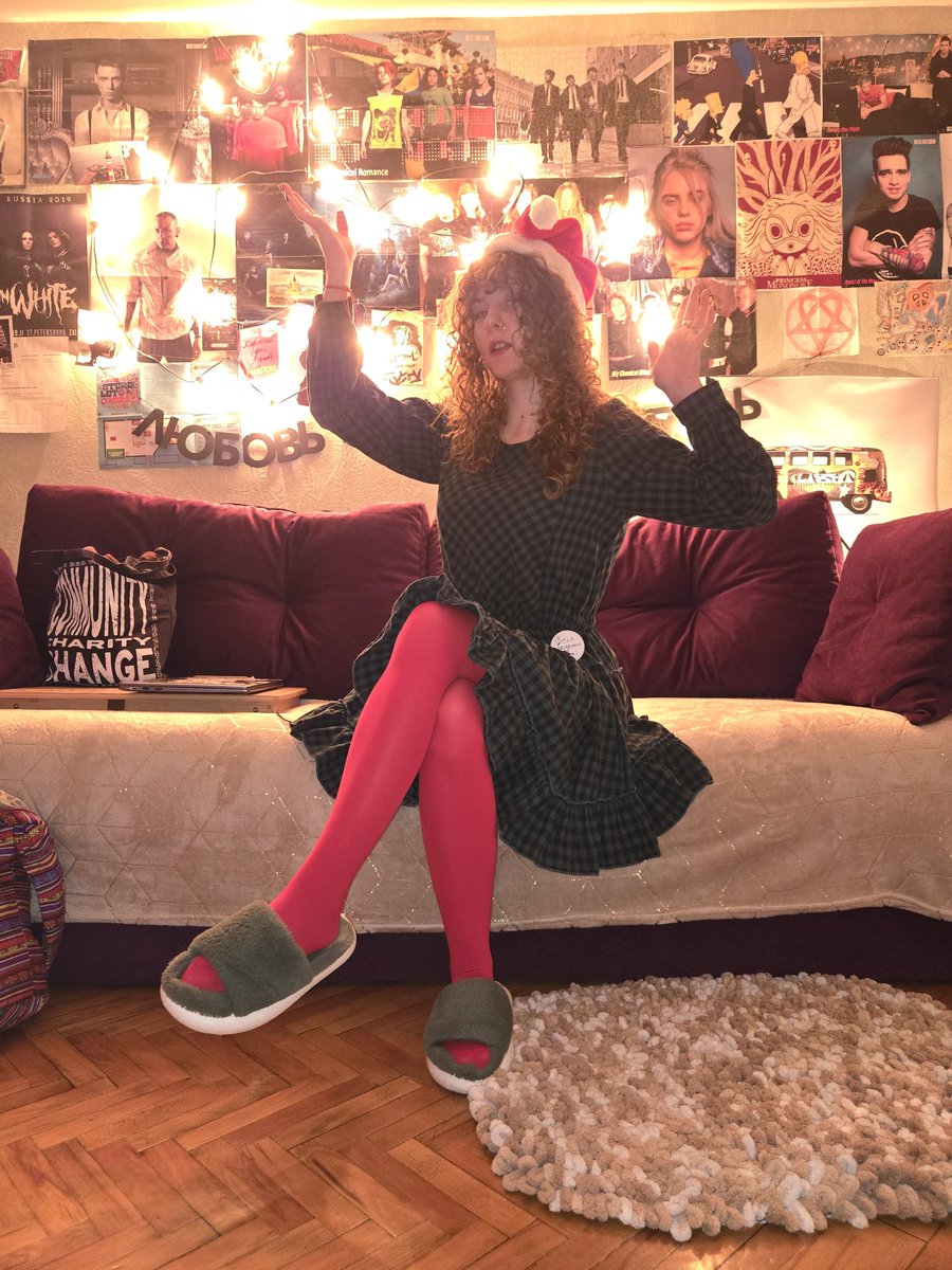 choco_emo's tweet image. Референсом послужило конфетти!