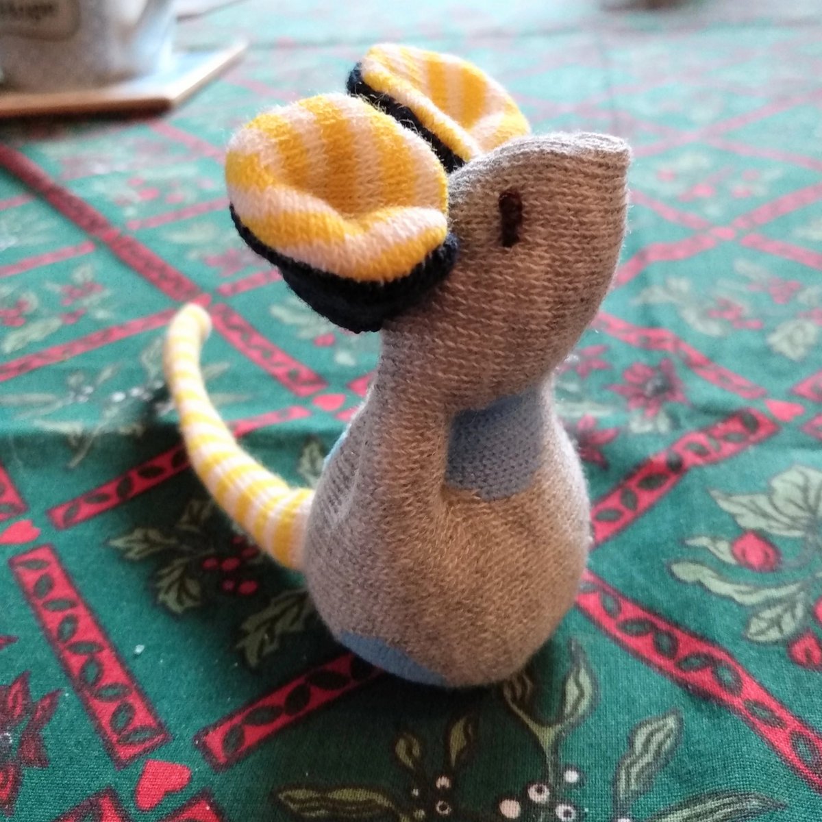 DSquiffy's tweet photo. Scraps of a sock transformed into a teeny mouse.
#recycledcraft
#sockmouse
#crafts
#sewing https://t.co/TM4Rc8Dljx