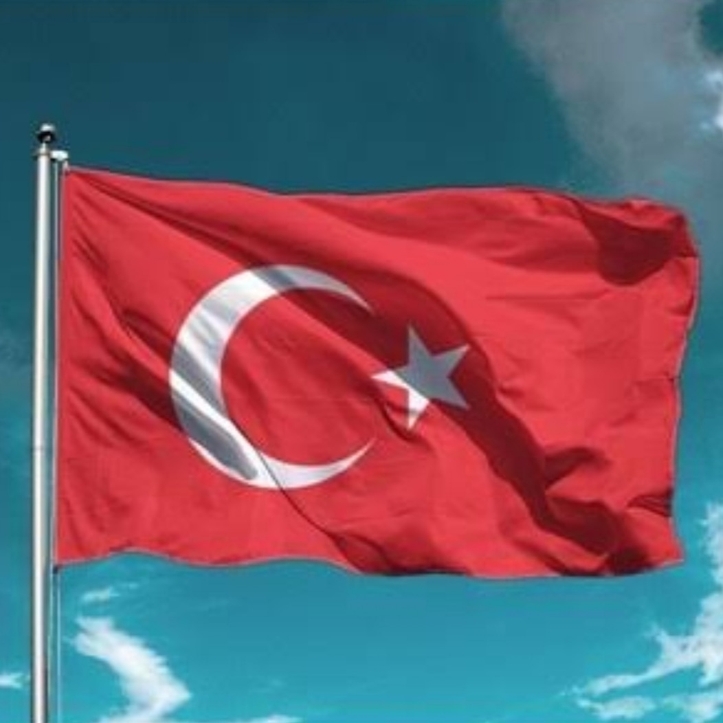 2025 yılınin Aziz Milletimize sağlık, huzur ve mutluluk getirmesini temenni ediyorum.

Hayatını kaybedenlere rahmet, hastalarımıza Allah'tan şifa, tüm emekçilere öğrencilere ve gençlerimize hayallerine ulaşacağı bir #YeniYıl diliyorum.

#YILBAŞI #MutluYıllar