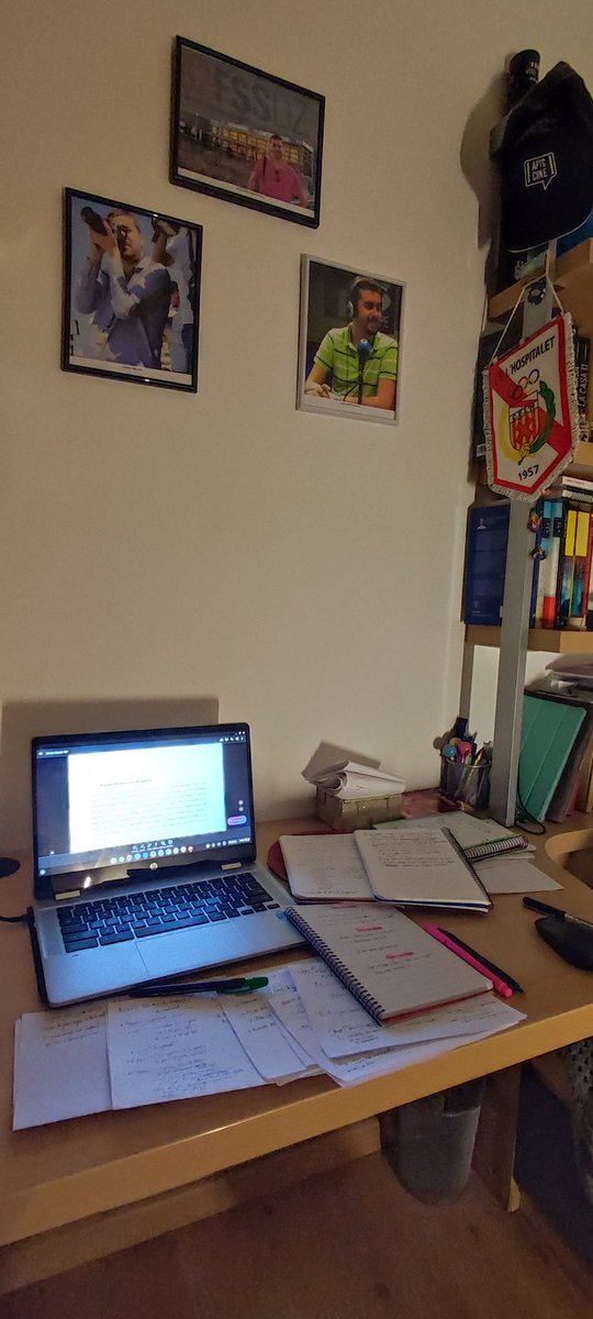 Exprimo las últimas migajas del año sin cumplir la promesa que tanto me piden de frenar mi workaholicismo y poder dormir mínimo 4h diarias 🙏

Para 2025 me reto a poder darle más a menudo al botón Play del descanso, deseando a todos un muy feliz año 🍾🎉