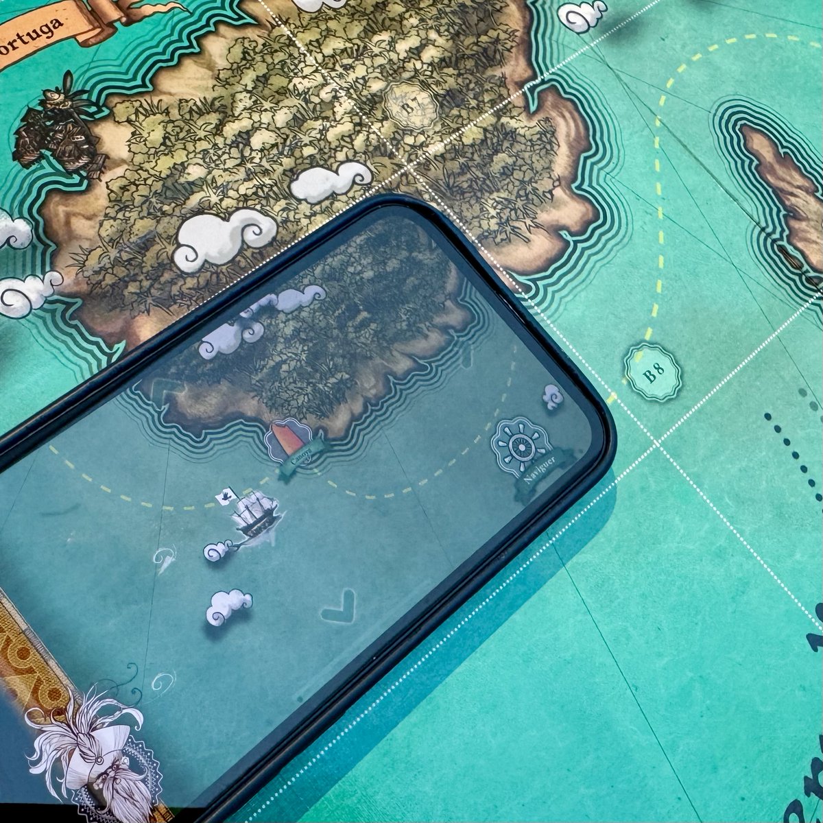 Grosses parties de World of Yo-Ho (jeu que nous avions créé et édité chez <a href="/volumique/">Éditions Volumiques</a>  il y a presque 8 ans et qui marche toujours très bien), avec mes deux fils, dont un qui n’y avait jamais joué seul (il était trop jeune à l’époque).