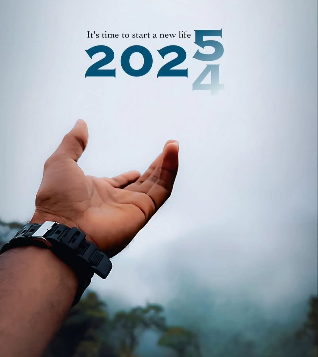 नए साल की आप सभी को हार्दिक शुभकामनाएं 🎉
2025 का यह नया साल आपके लिए नया जोश, जुनून, उमंग और नई खुशियाँ लेकर आए ऐसी मै ईश्वर से प्रार्थना करता हूं।💯🤗♥️

Happy New year 2025🎉 ✨️