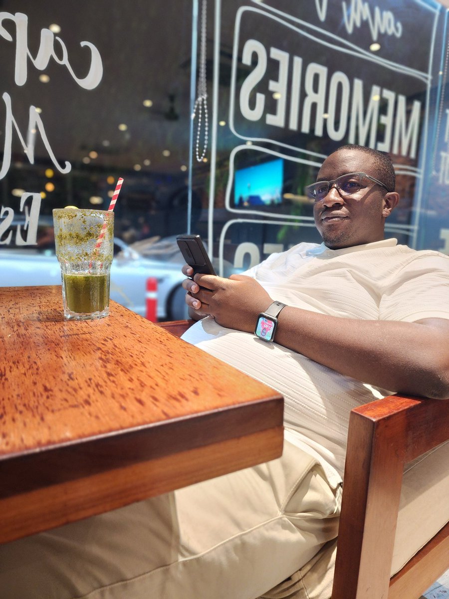 abdoolkhery's tweet image. 「永遠不要忘記，當人類用你的錯誤和弱點來評判你時，上帝卻用你的錯誤來塑造你。#StoryBegin2024 #2024endlikethis #internetforall #mdukuzi #ikuluboy #mtumakini