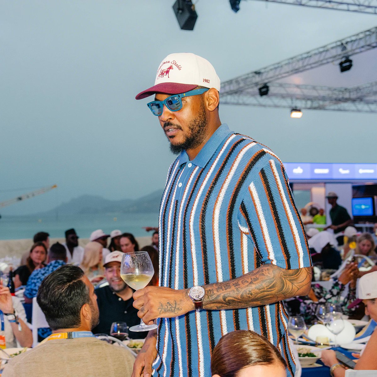 oneofnone_io's tweet image. In 2024 we met some amazing people, were involved in world renowned events, collaborated with both incredible creators and brands alike, and created a One of a kind experience that we are bringing to 2025. 🙌#oneofnone #connectedgoods #coonectedculture #1ofx #HappyNewYear