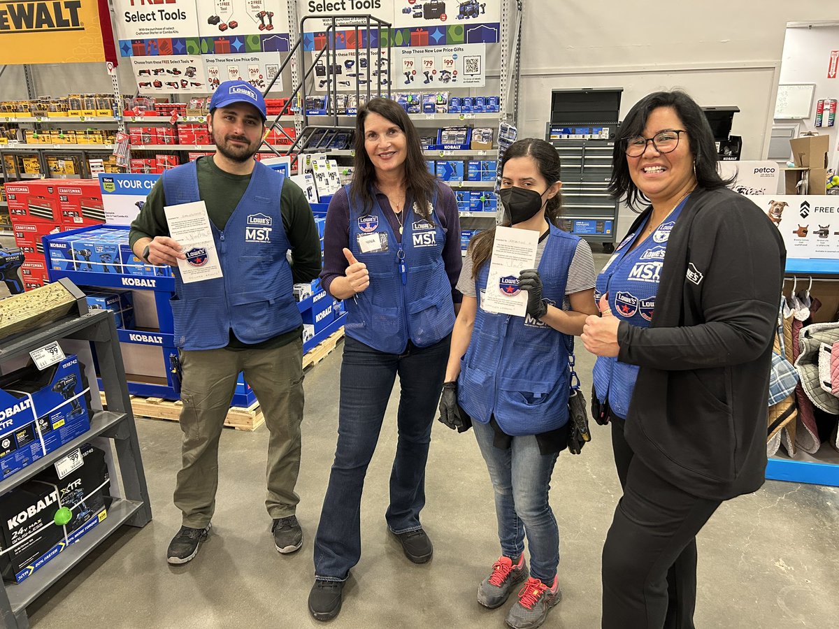 Great job!!! Recognition for our MST team for fantastic execution in Brooklyn Lowes store 1674! Regional MST Director Nina recognized Daniel, Kathleen and Christopher!!! #mst #Brooklyn #Teamwork