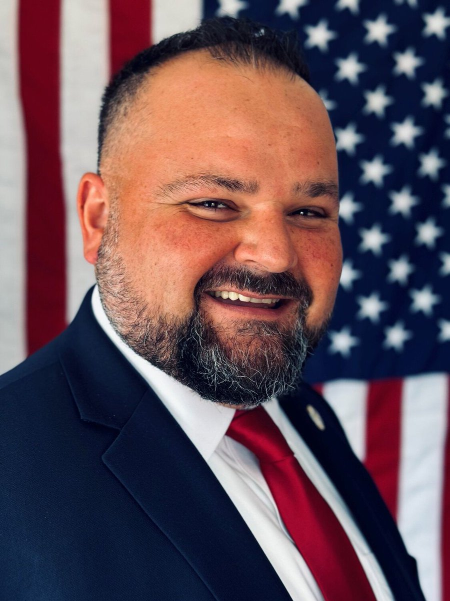 Timothy Dymond announces retirement from New York State Police 

buff.ly/3W13W6i? 

#news #latestnews #newsoftheday #localnewspaper #localnews #sullivancatskills #catskills #newyork #sullivancountydemocrat