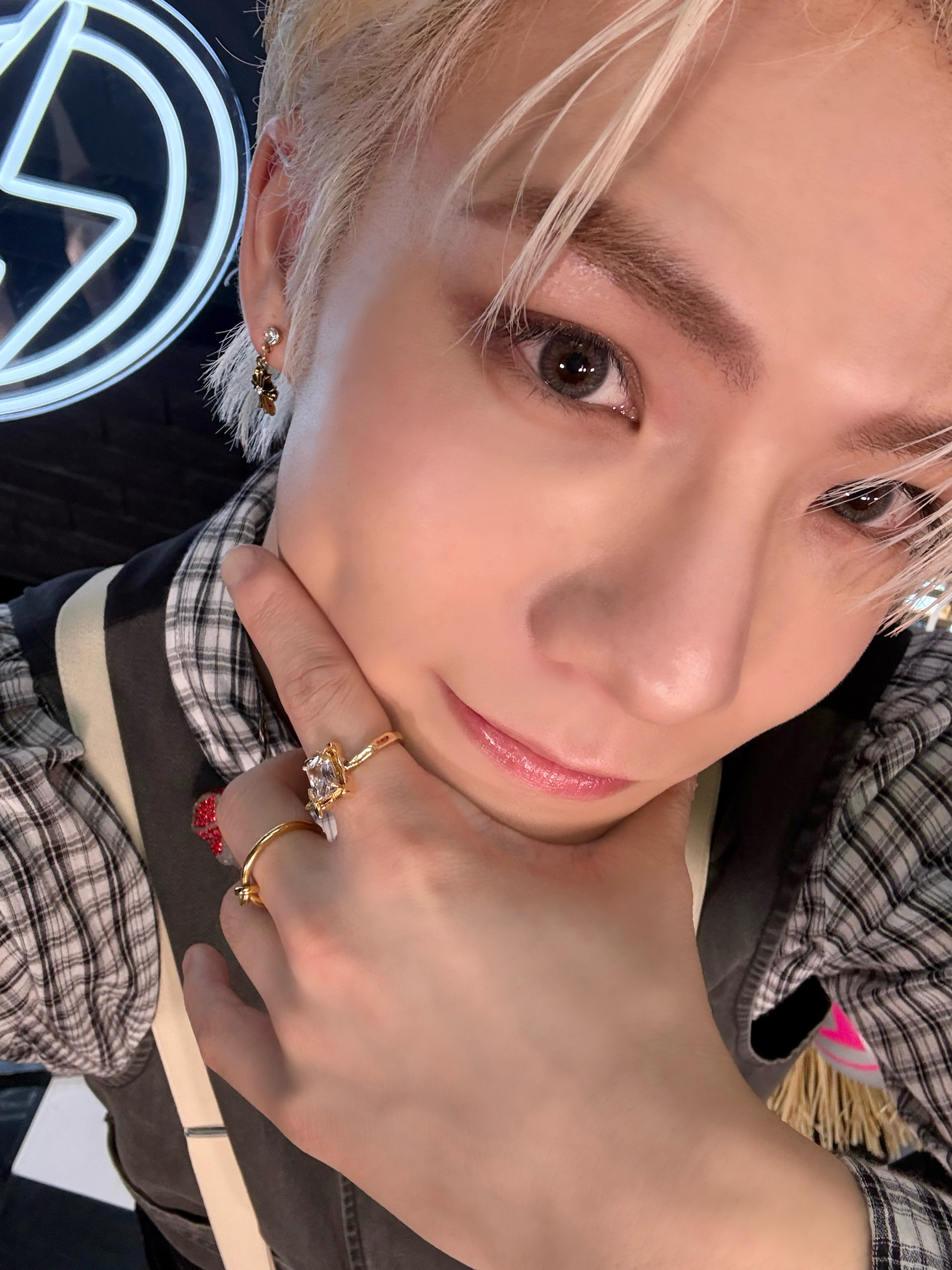 DXTEEN Level Up サイン入りフォトブック 谷口太一 DXTEEN on X:
