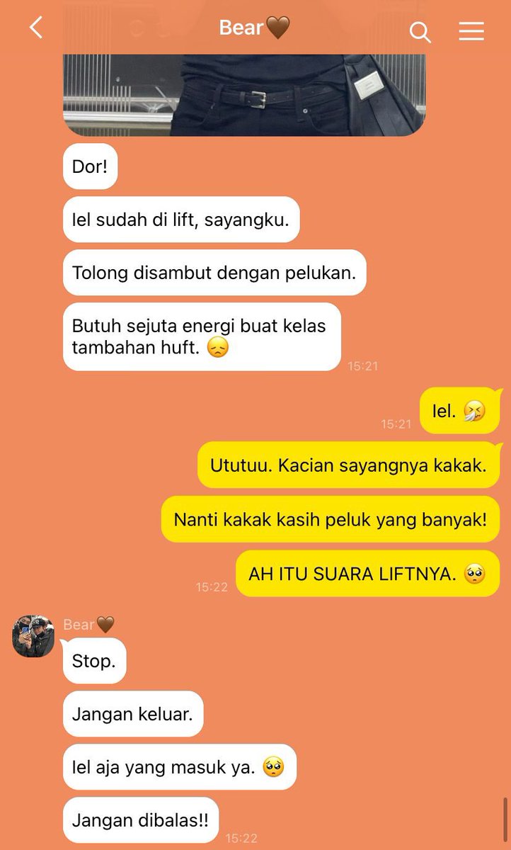 niskalarumi's tweet photo. Gunrae / Geontael /Taegunv few tweets au. 

Mari kita lihat bagaimana pasangan green flag kita semua habiskan malam tahun baru mereka.

cw // bxb, kissing, a lil bit 🔞 https://t.co/WhyqQPZave