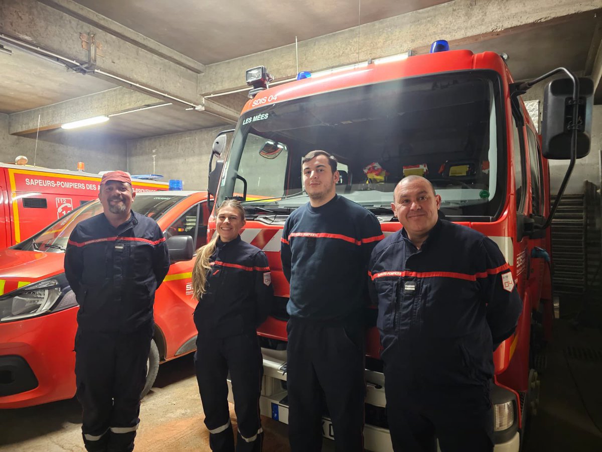 #𝐒𝐚𝐢𝐧𝐭𝐒𝐲𝐥𝐯𝐞𝐬𝐭𝐫𝐞

👉 𝐄𝐧 𝐜𝐞𝐭𝐭𝐞 𝐒𝐚𝐢𝐧𝐭-𝐒𝐲𝐥𝐯𝐞𝐬𝐭𝐫𝐞, 𝐜𝐨𝐦𝐦𝐞 𝐜𝐡𝐚𝐪𝐮𝐞 𝐣𝐨𝐮𝐫 𝐝𝐞 𝐥’𝐚𝐧𝐧𝐞́𝐞, 𝐥𝐞𝐬 #𝐏𝐨𝐦𝐩𝐢𝐞𝐫𝐬𝟎𝟒 𝐬𝐨𝐧𝐭 𝐦𝐨𝐛𝐢𝐥𝐢𝐬𝐞́𝐬 𝐩𝐨𝐮𝐫 𝐯𝐞𝐢𝐥𝐥𝐞𝐫 𝐬𝐮𝐫 𝐯𝐨𝐮𝐬 !