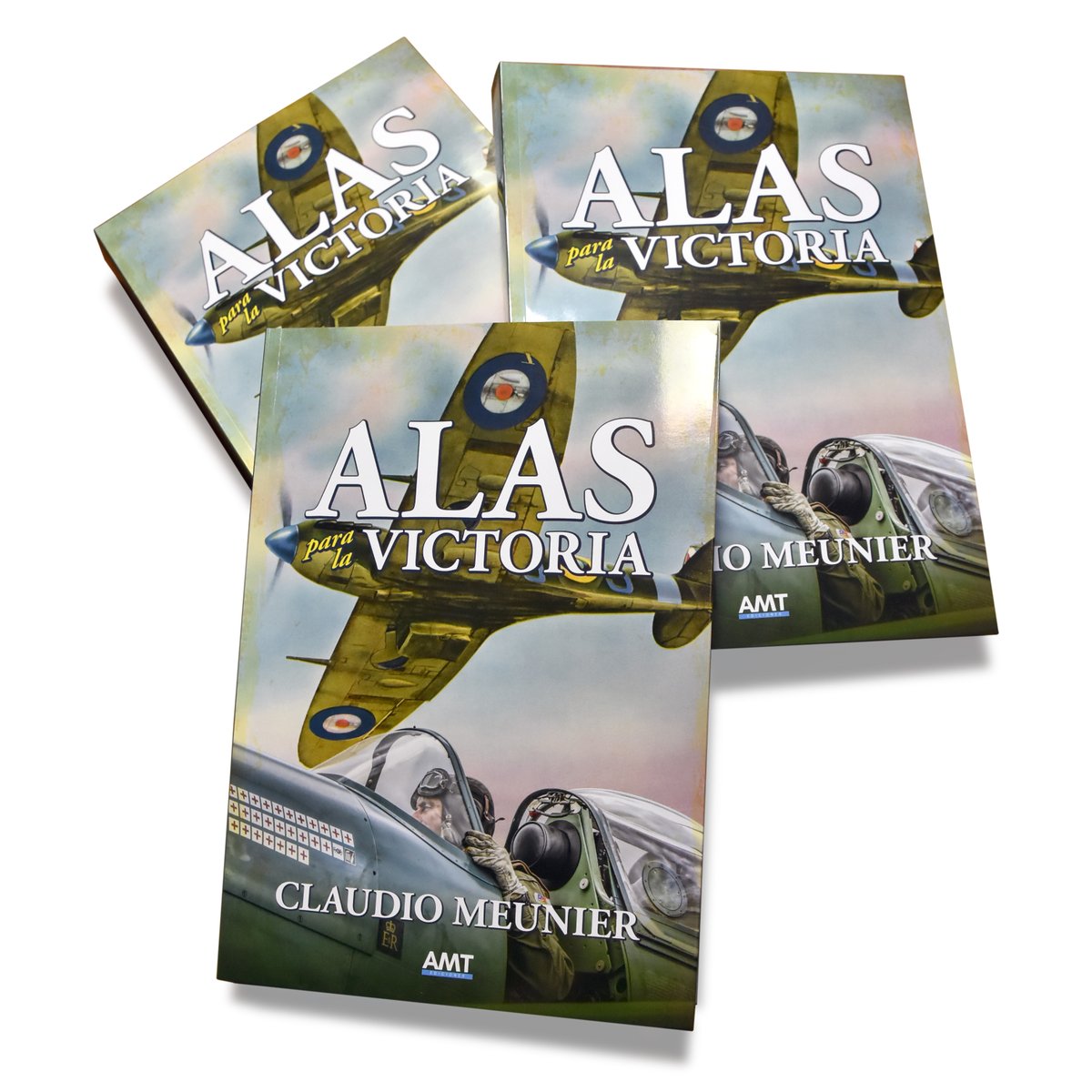 ro_galan's tweet image. Mi último gran trabajo de este año, recién llegado de imprenta. Alas para la victoria. 43 capítulos, 572 páginas y más de 300 imágenes. Libro de Claudio Meunier @claudio_meunier. Otra obra tremenda.
#graphicdesign #design #editorialdesign #books #claudiomeunier #worldwar2 #wwII