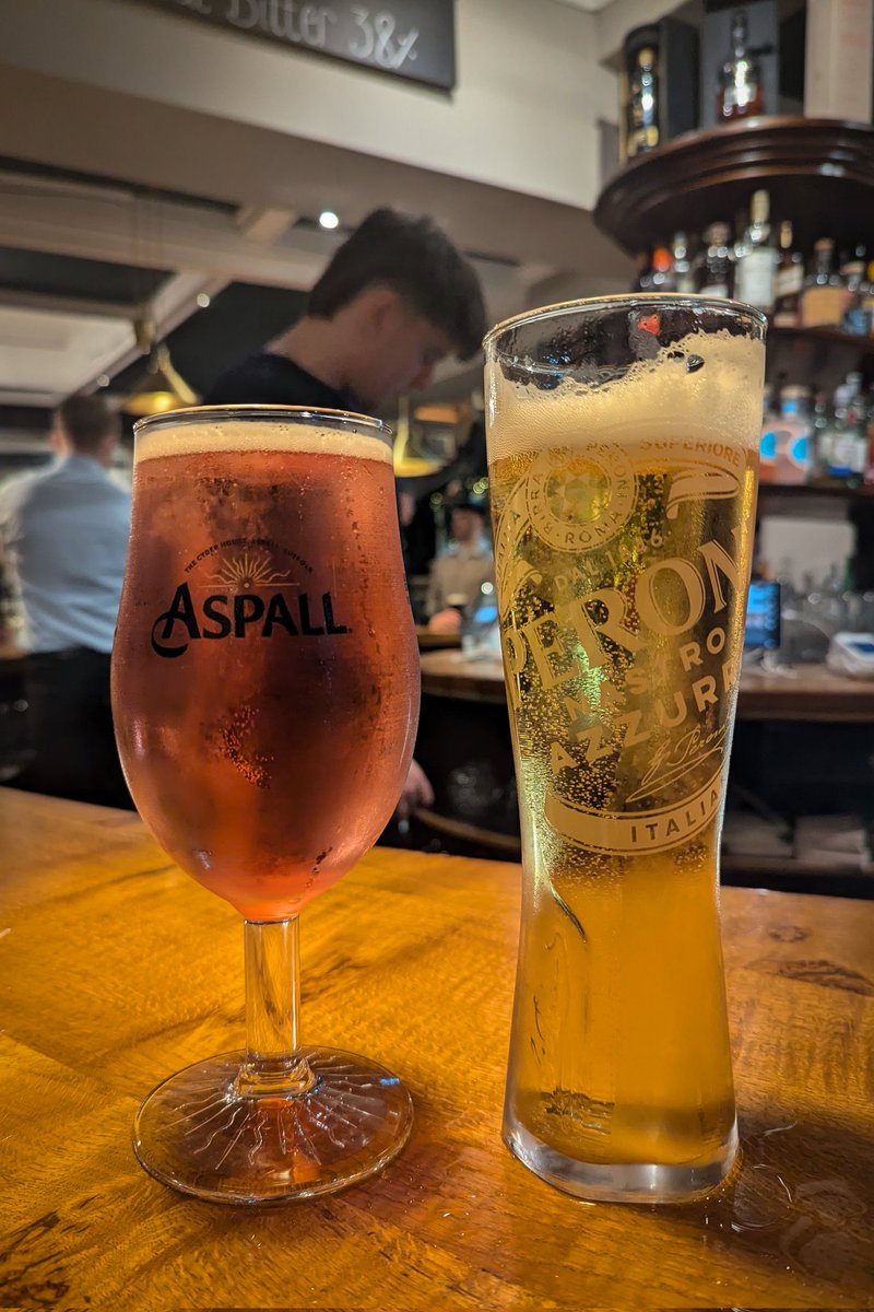 Alternative MUFC. tweet media