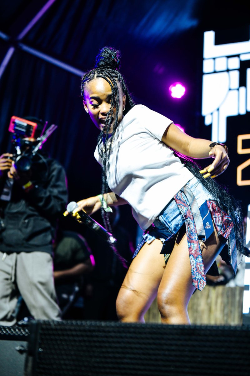 24WrapUp's tweet photo. Zee Nxumalo is showing up and showing out! ✨ Her voice is about to light up your night. Tune in! #24WrapUp 🎤 https://t.co/zFGKVK3tqN