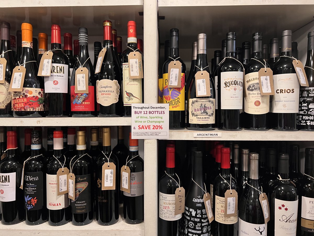 EpicerieLudo's tweet image. We are open until 8pm tonight! Still some time to buy some celebration treats. We will be open tomorrow from 9 am until 1pm. Happy New Year #Chorlton Hope everyone will enjoy a great evening of celebration tonight!